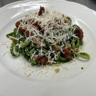 Linguine con Pesto di Cavolo Nero