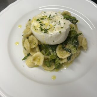 Orecchiette, Cime di Rapa e Burrata